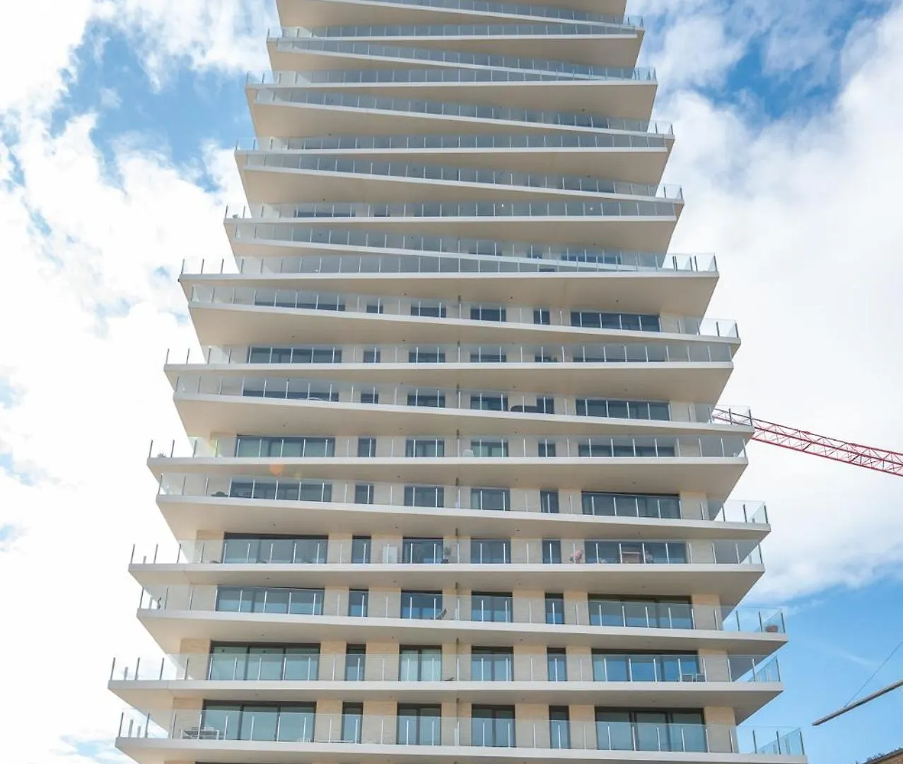 New Apartment With Stunning Views, Pool And Fitness Ostend