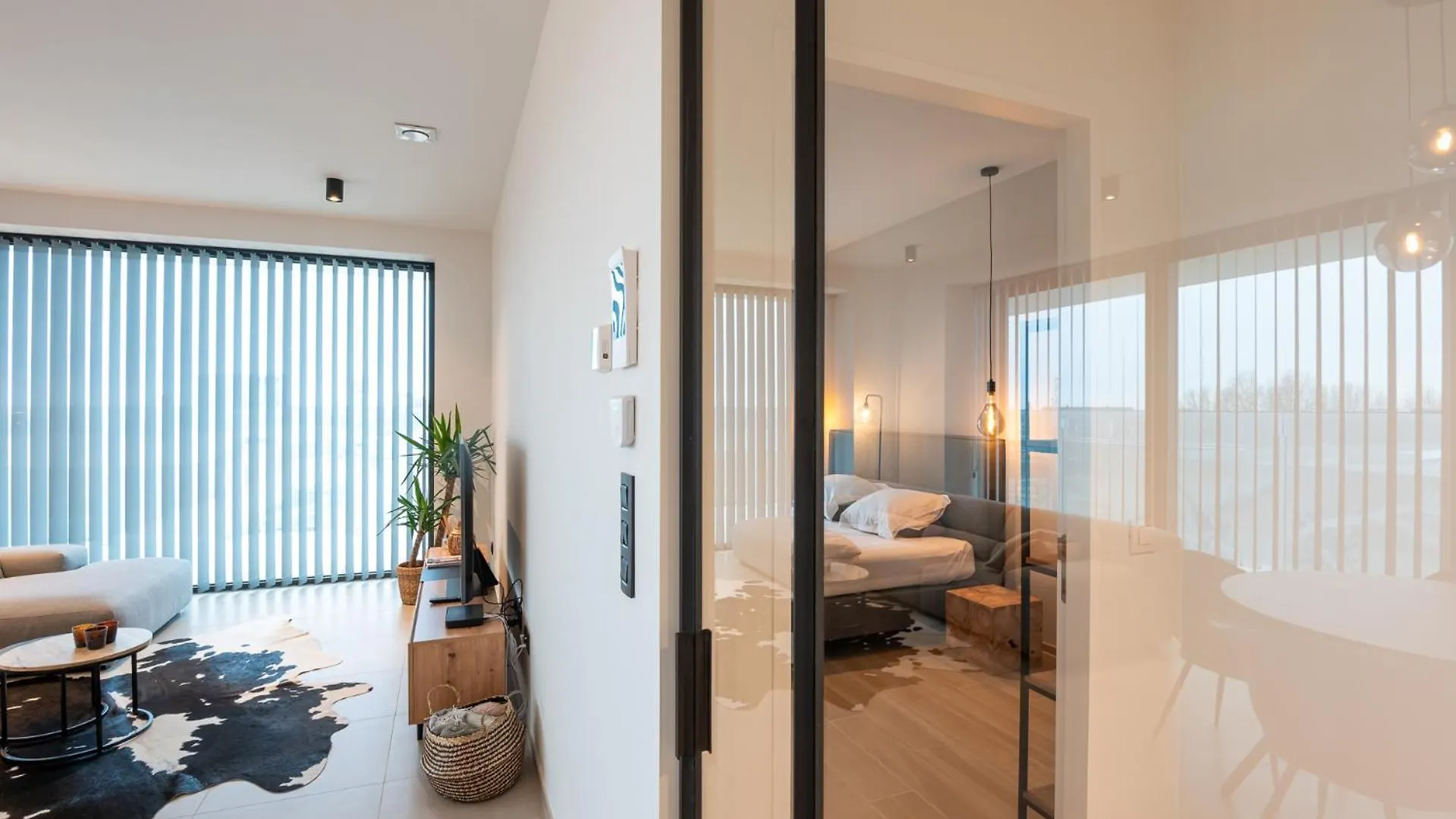 New Apartment With Stunning Views, Pool And Fitness Ostend