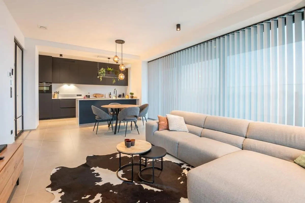 New Apartment With Stunning Views, Pool And Fitness Ostend